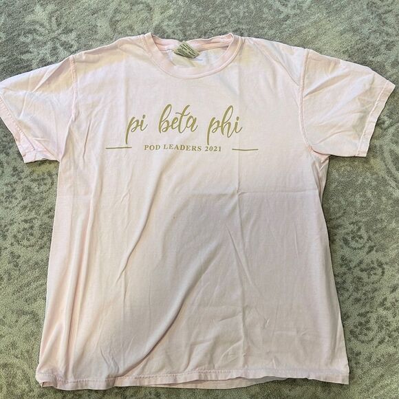 Pi Beta Phi “POD LEADERS 2021” crew Neck Tee (baby pink/gold letters) - Picture 1 of 3